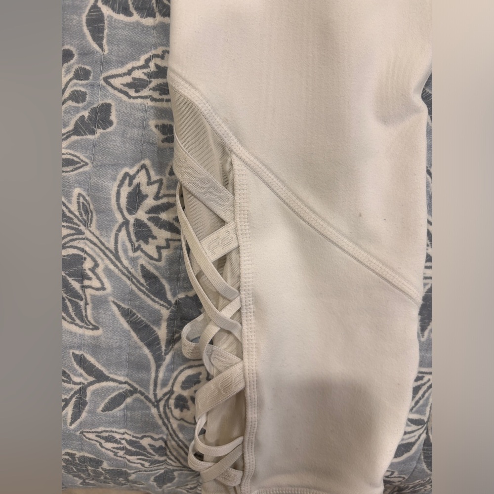 Sport leggings Fabletics white color